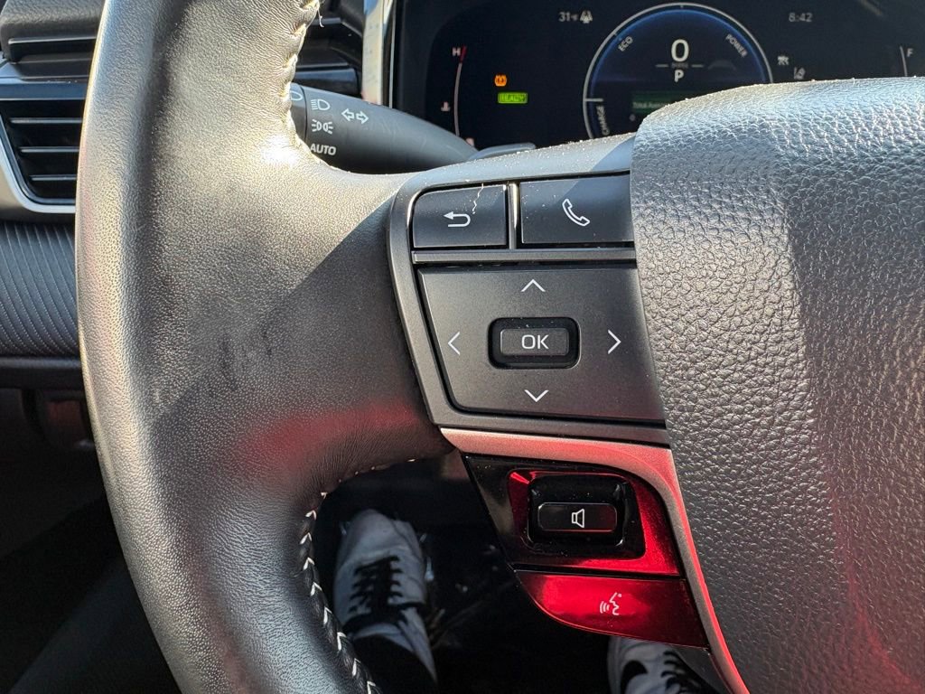 Certified 2025 Toyota Camry SE image 19