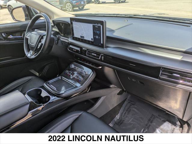 Certified 2022 Lincoln Nautilus FWD w/ Premium Package image 28