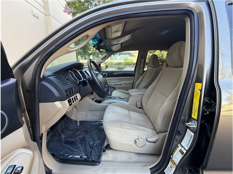 Used 2009 Toyota Tacoma PreRunner RWD image 7