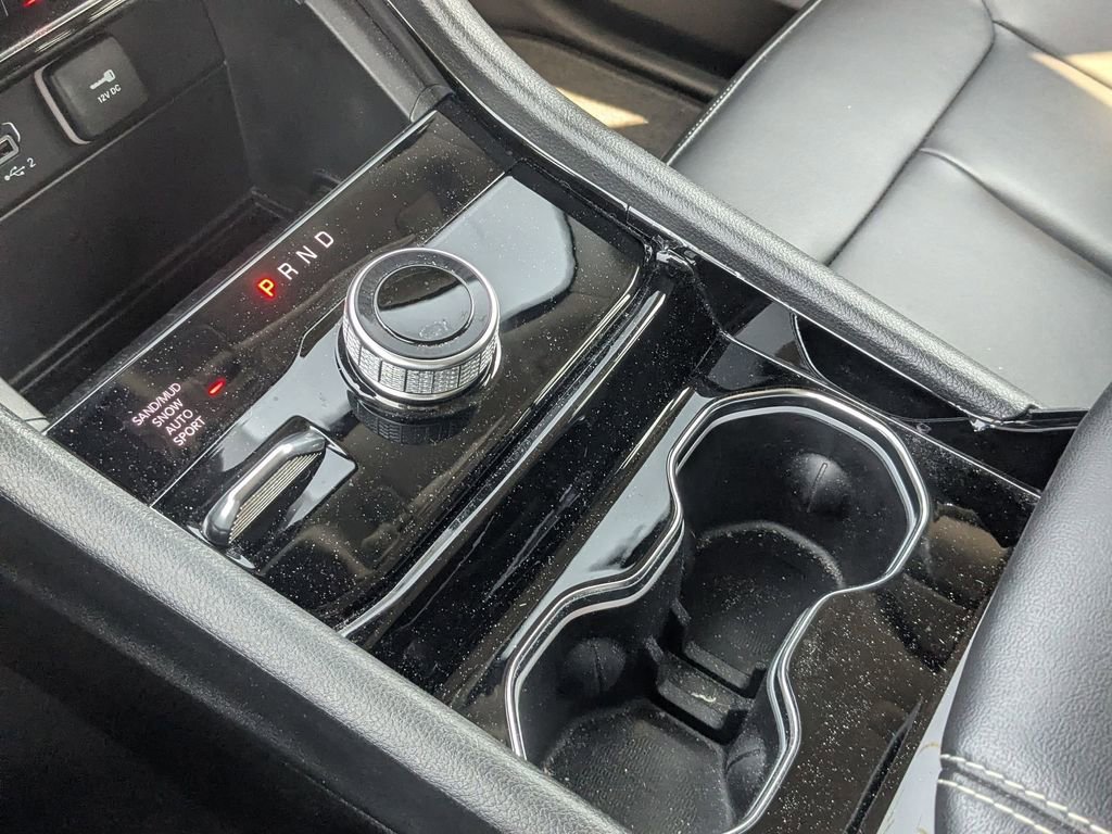 Used 2023 Jeep Grand Cherokee Limited w/ Black Appearance Package image 24