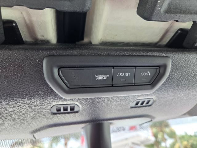 Certified 2020 Jeep Gladiator Mojave AWD/4WD image 36