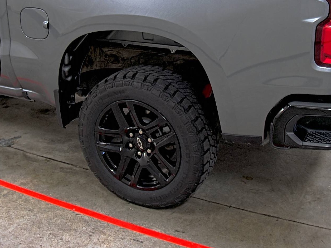 Used 2021 Chevrolet Silverado 1500 LT Trail Boss image 9