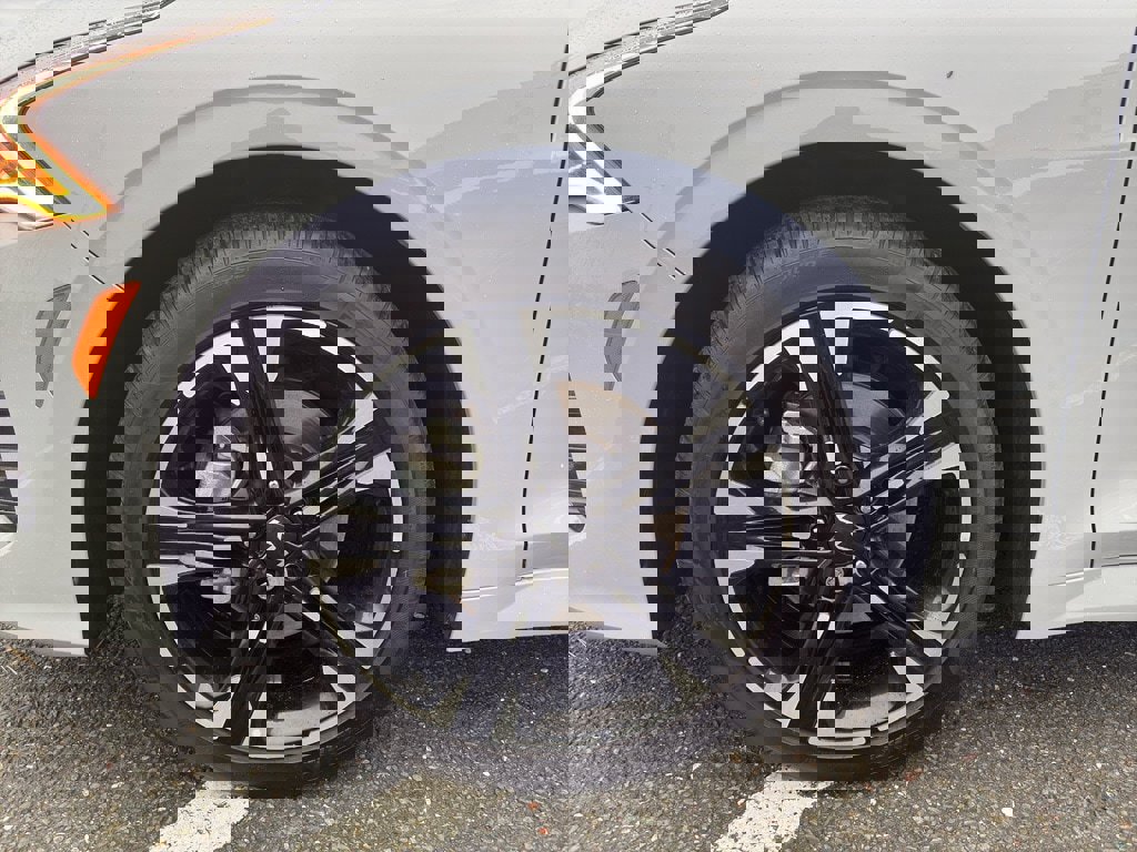 Used 2024 Kia K5 GT-Line w/ GT-Line Premium Package image 2