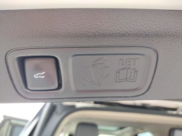 Used 2018 Ford Expedition Platinum image 45