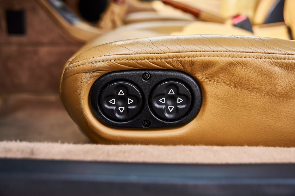 Used 1997 Porsche 911 Turbo image 49