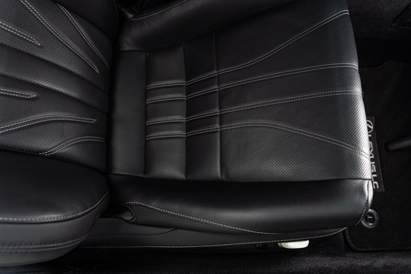 Used 2024 Lexus LC 500 Coupe w/ Bespoke Build Package RWD image 51
