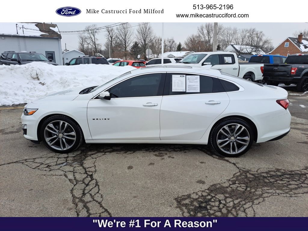 Used 2019 Chevrolet Malibu Premier w/ Sun and Wheel Package image 2