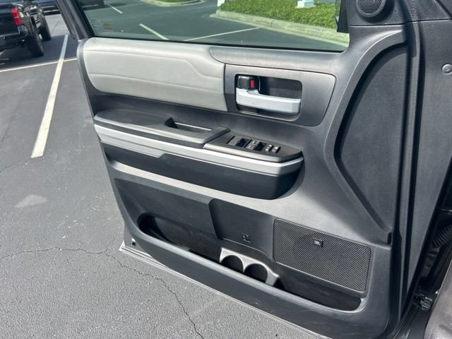 Used 2019 Toyota Tundra Limited w/ Limited Premium Package AWD/4WD image 29