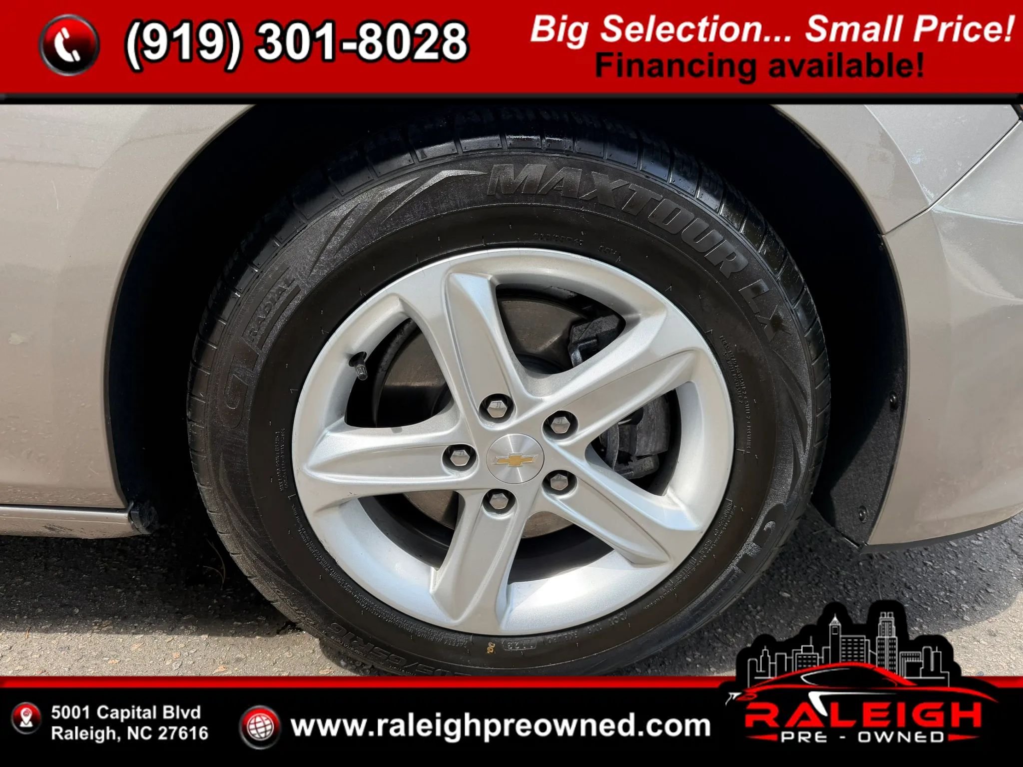 Used 2024 Chevrolet Malibu LT FWD image 32
