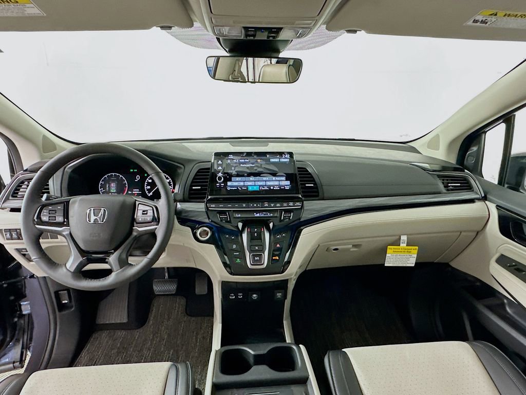 New 2026 Honda Odyssey Elite image 3