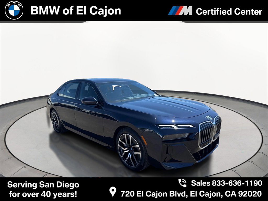 New 2026 BMW 750e xDrive