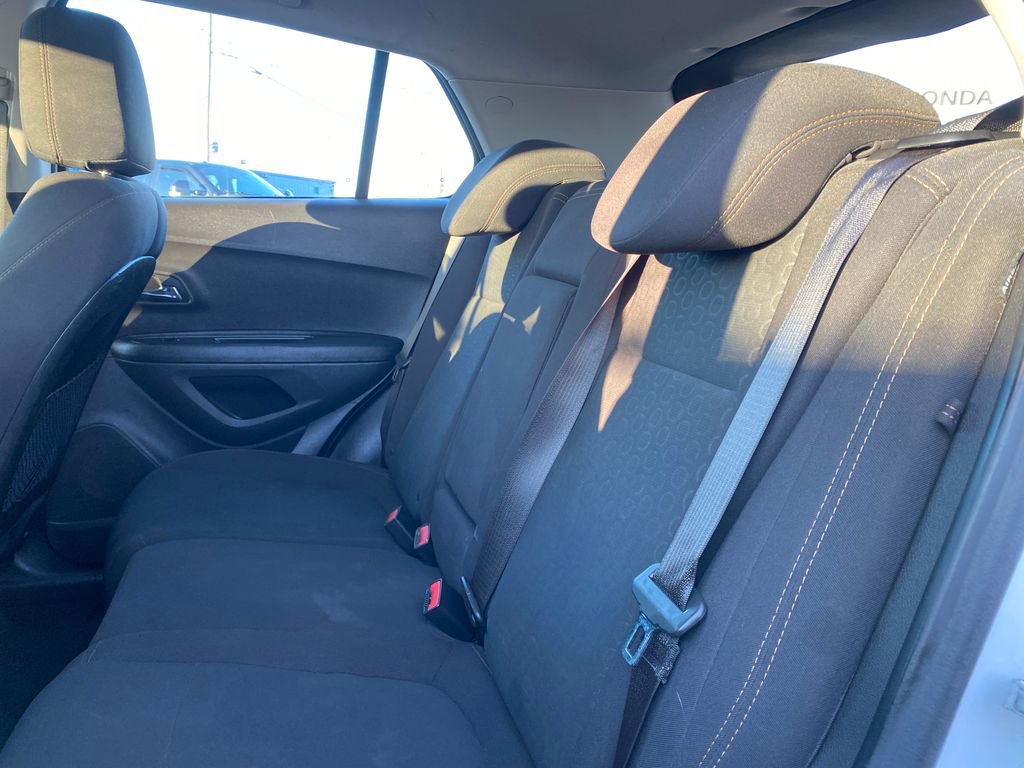 Used 2019 Chevrolet Trax LS image 15