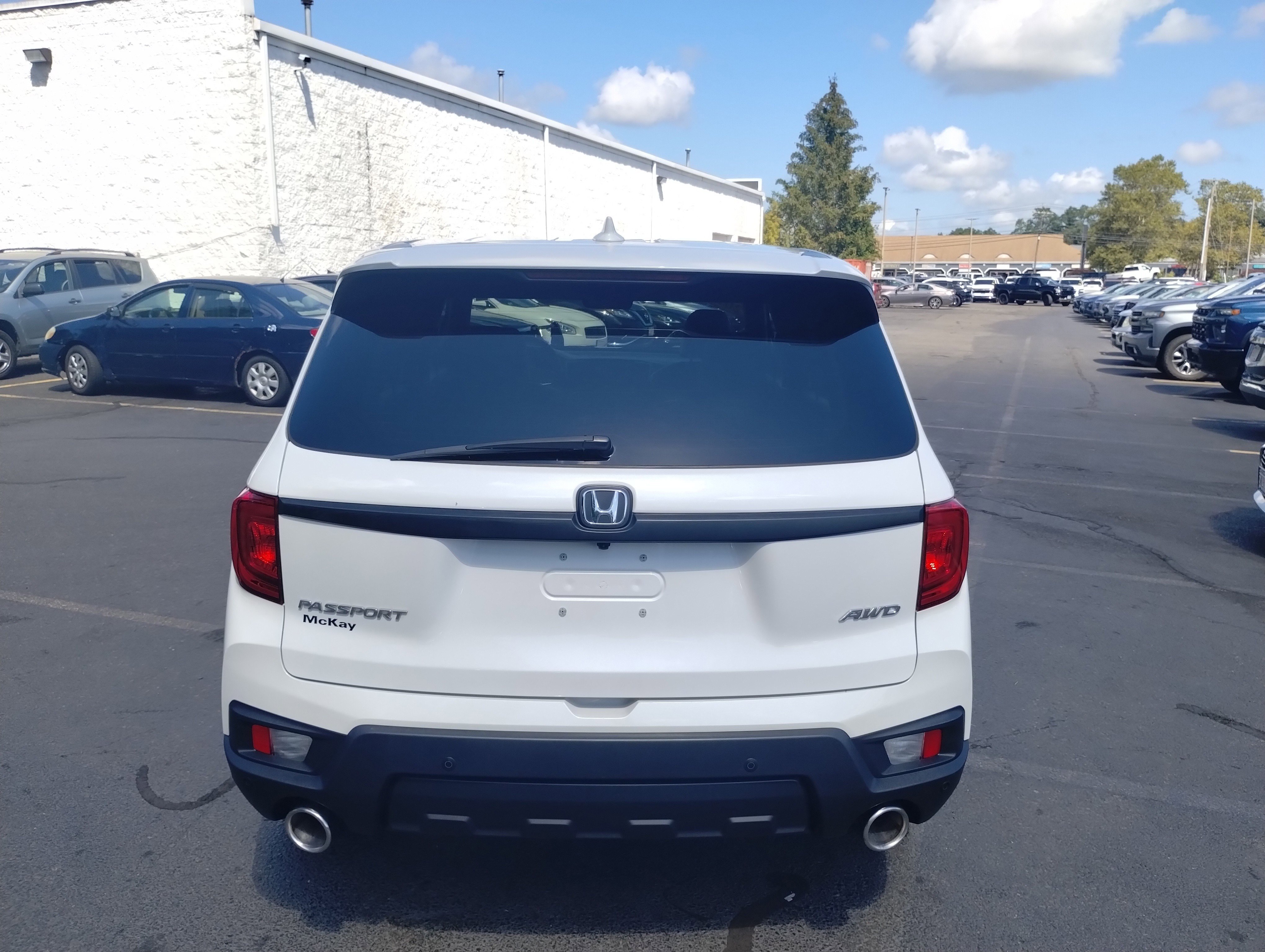 Used 2022 Honda Passport EX-L image 4