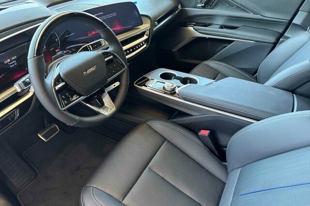 New 2026 Cadillac Lyriq V w/ LPO, Floor Liner Package image 10
