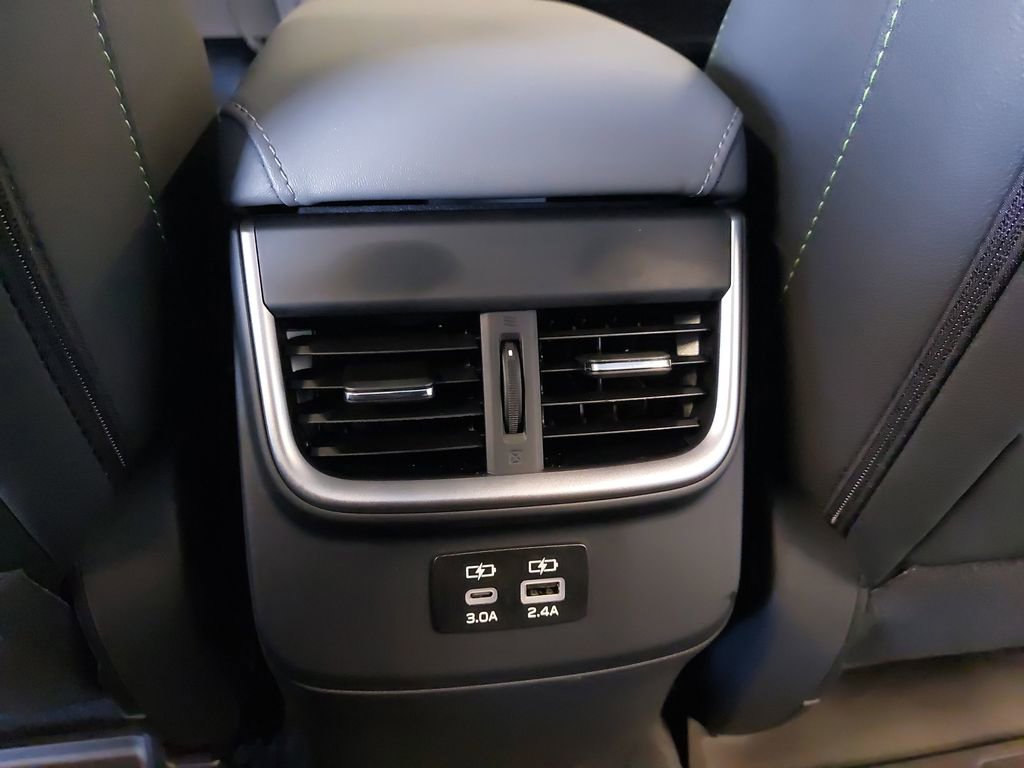 Certified 2025 Subaru Outback Onyx Edition AWD/4WD image 16