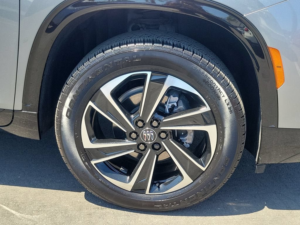 Used 2026 Buick Enclave Sport Touring w/ Power Package FWD image 5