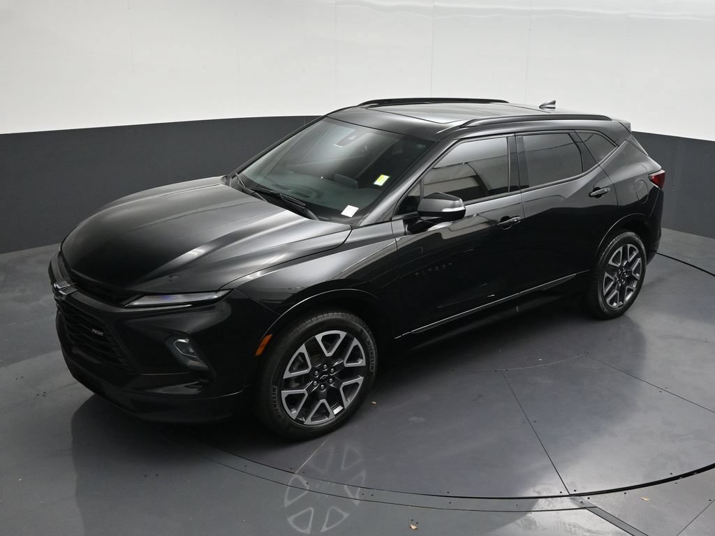 Used 2023 Chevrolet Blazer RS FWD image 15