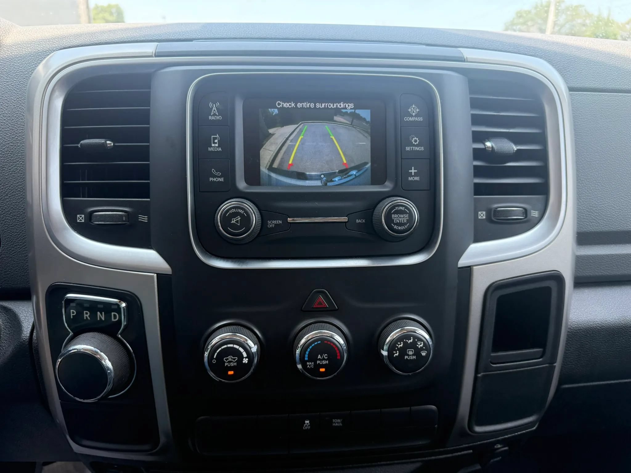 Used 2019 RAM 1500 Classic SLT RWD image 12