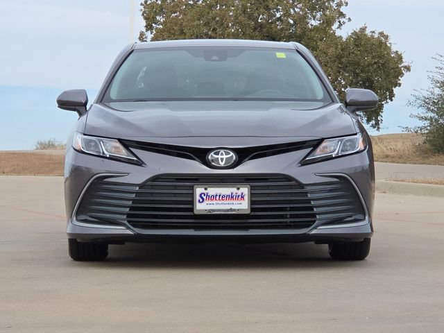 Used 2023 Toyota Camry LE video 2
