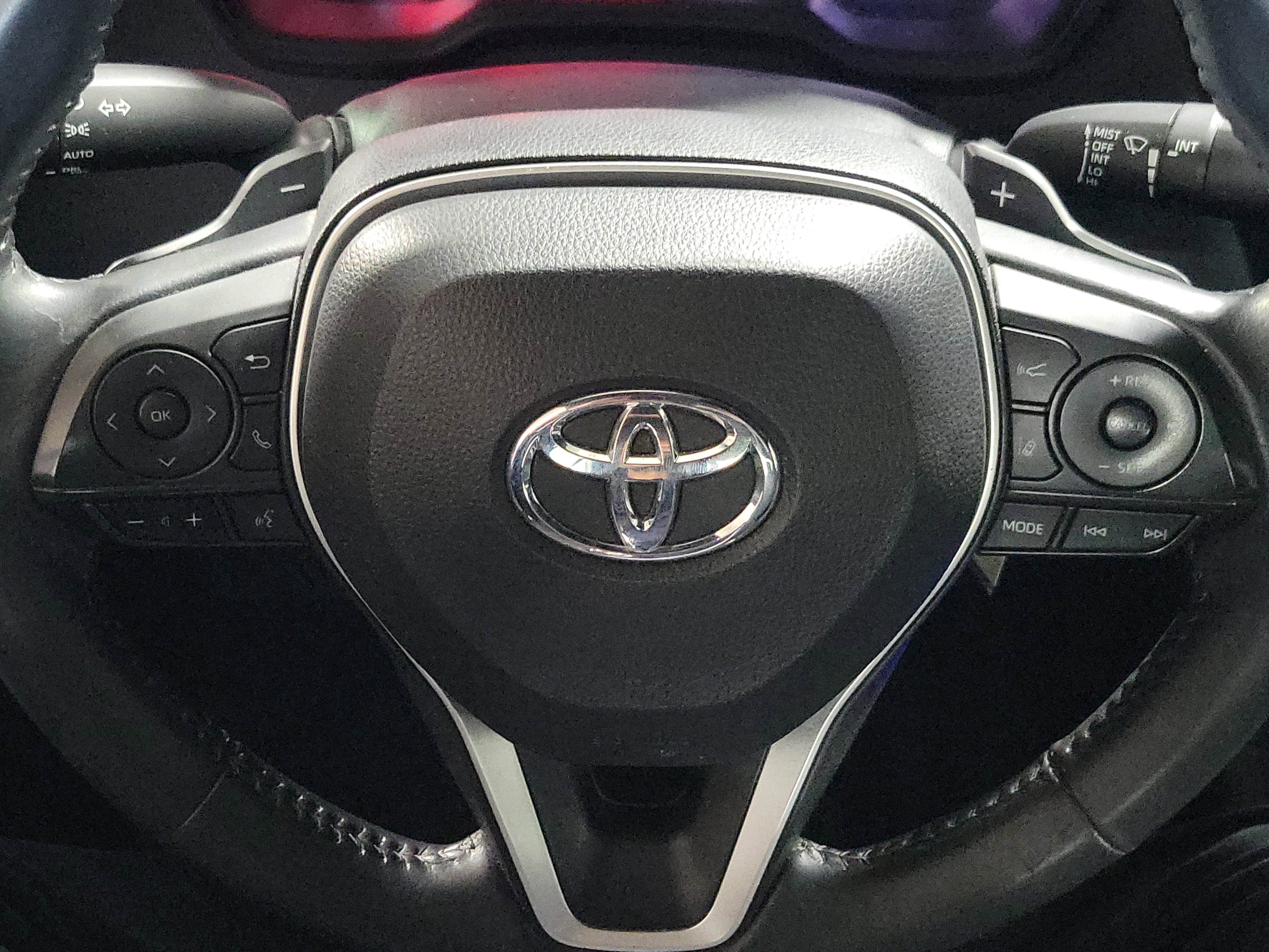 Used 2021 Toyota Corolla SE w/ Carpet Mat Package (TMS) image 23