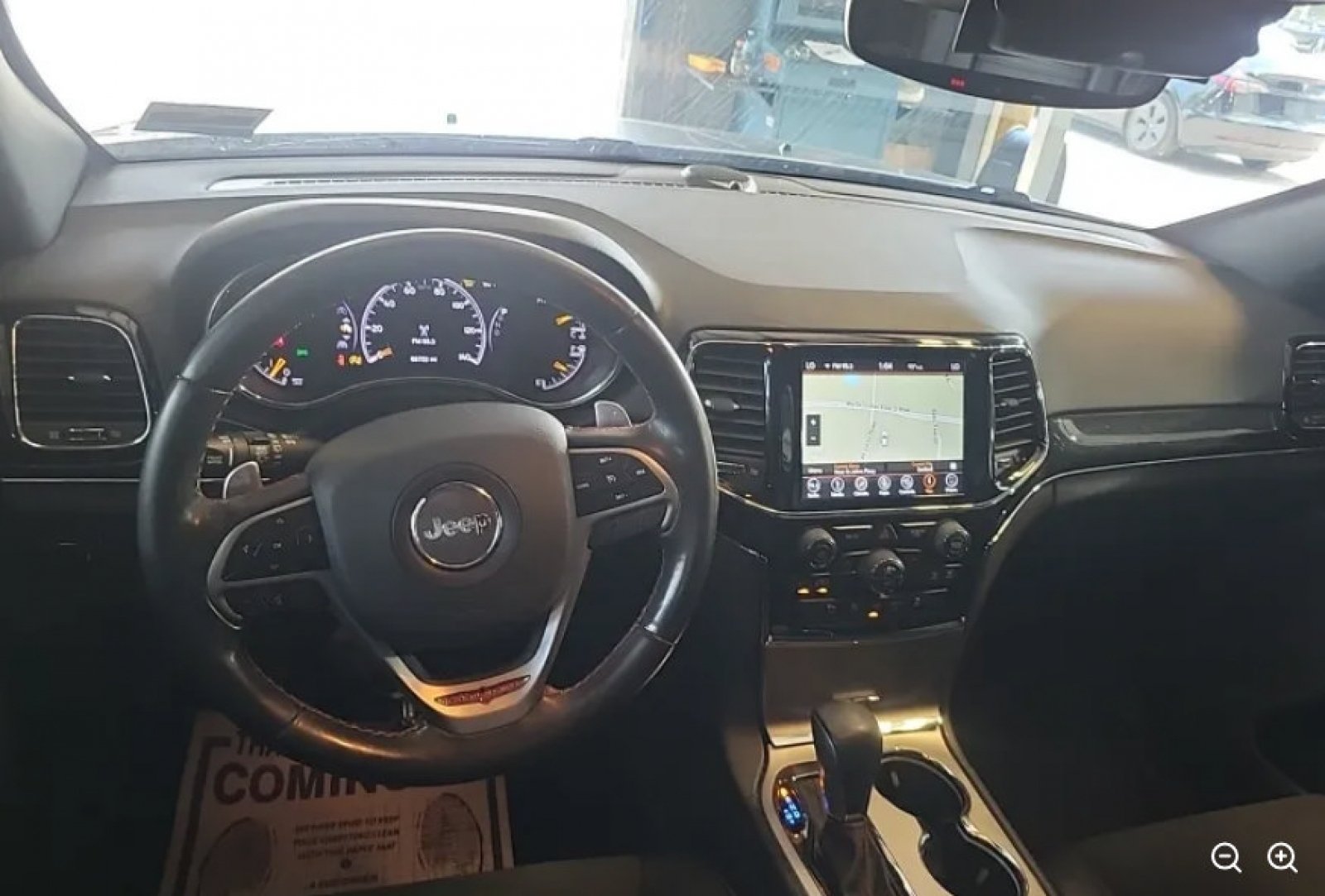Used 2019 Jeep Grand Cherokee Trailhawk AWD/4WD image 8