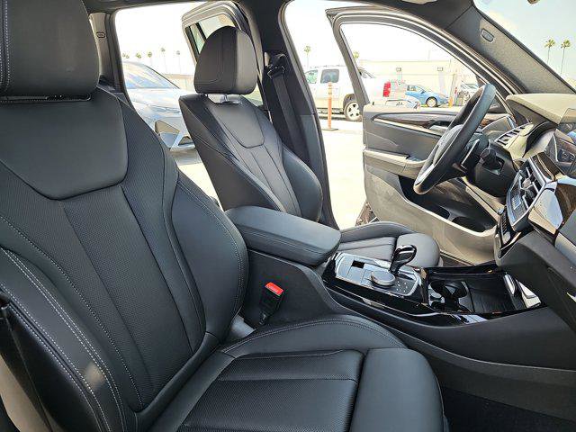 Used 2024 BMW X3 sDrive30i w/ Convenience Package image 10