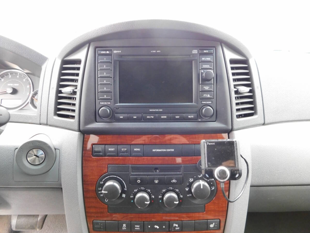 Used 2006 Jeep Grand Cherokee Limited image 11