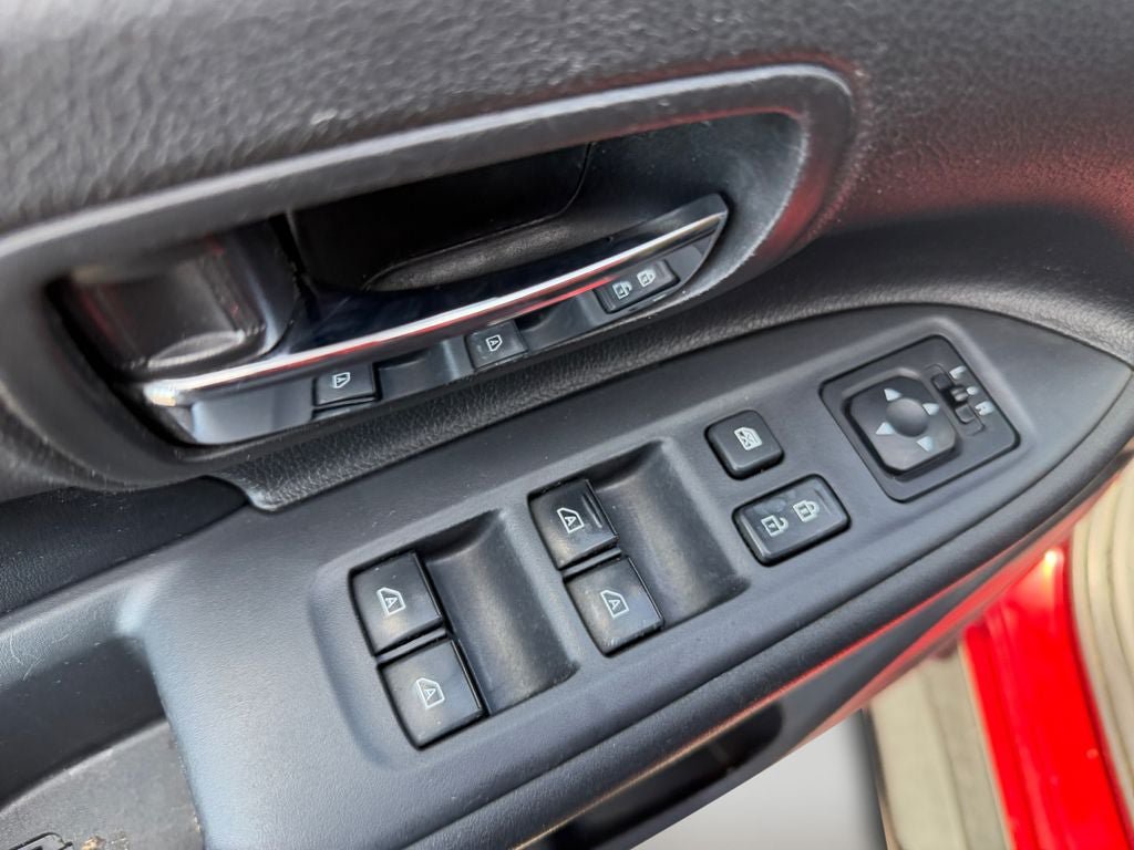 Used 2019 Mitsubishi Outlander SE AWD/4WD image 21