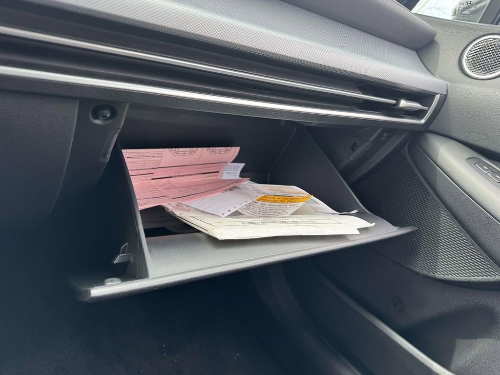 Certified 2025 Hyundai Sonata SE image 32