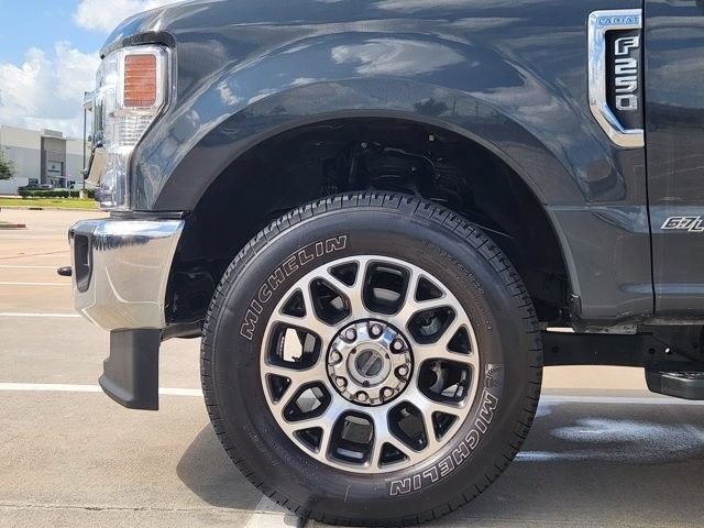 Used 2021 Ford F250 Lariat w/ Lariat Value Package AWD/4WD image 8