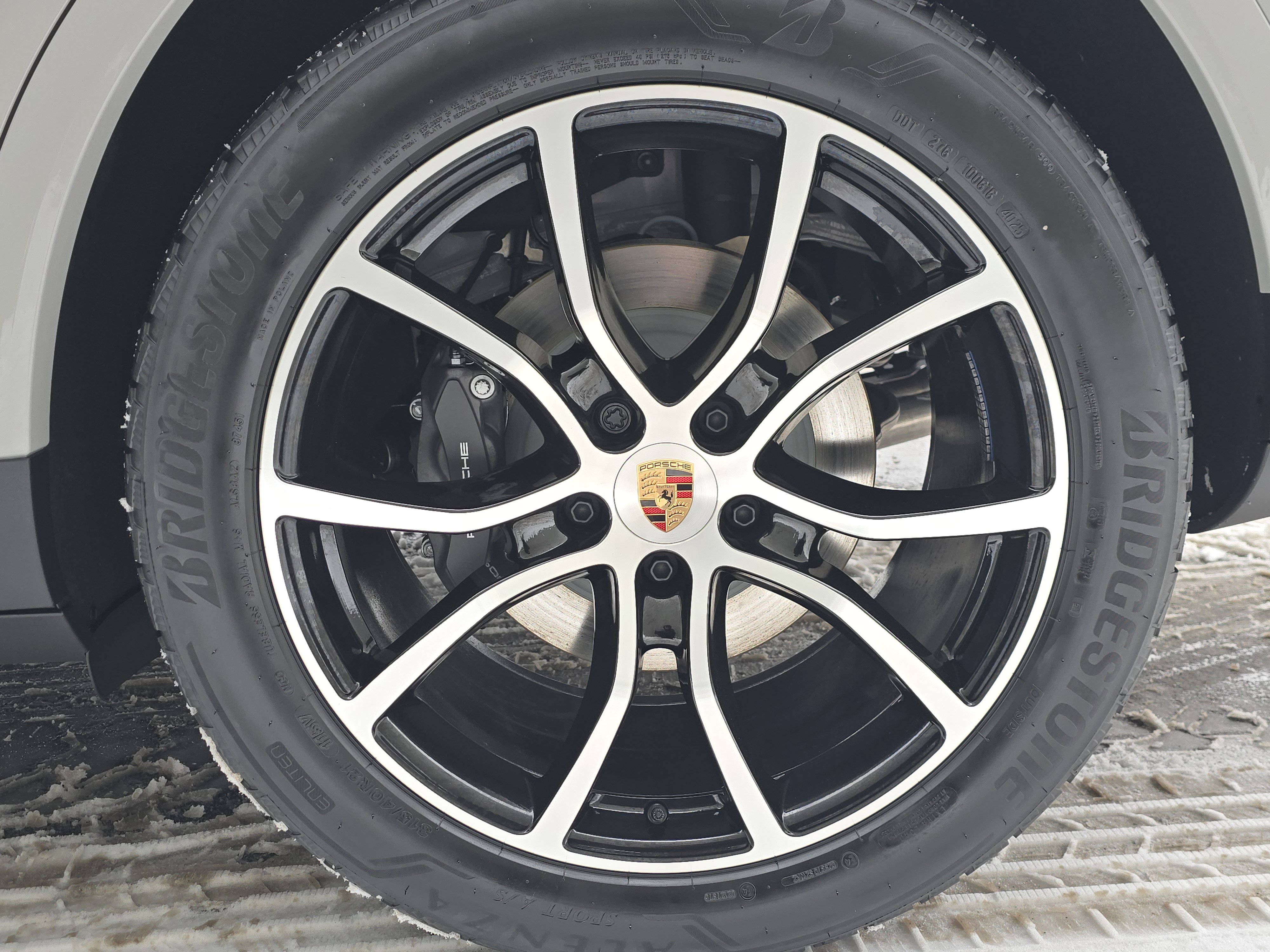 New 2026 Porsche Cayenne image 27