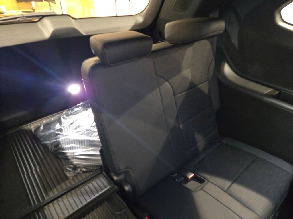 New 2026 Buick Enclave Sport Touring w/ LPO, Floor Liner Package image 12