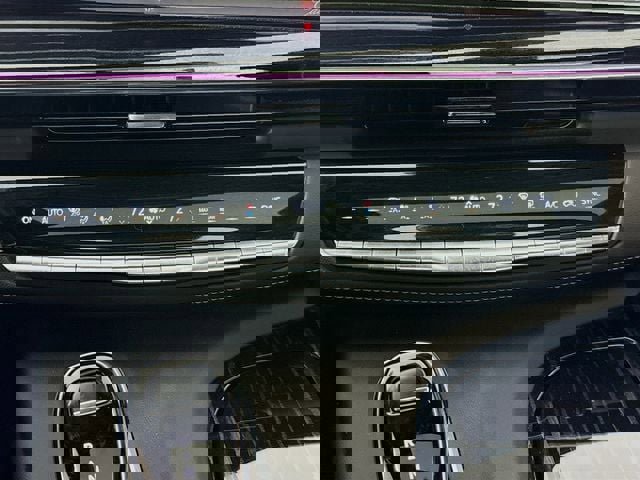 Used 2023 Cadillac Escalade Sport w/ LPO, Illumination Package AWD/4WD image 15