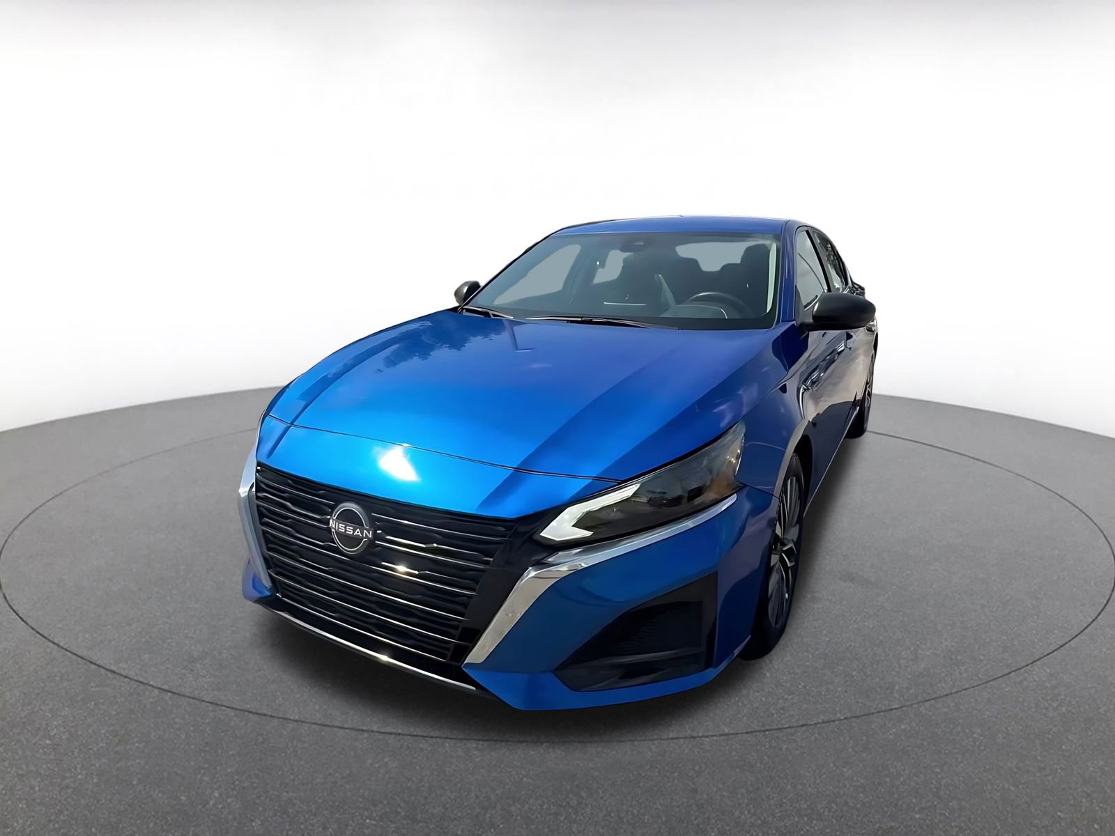 Used 2025 Nissan Altima 2.5 SV FWD image 7
