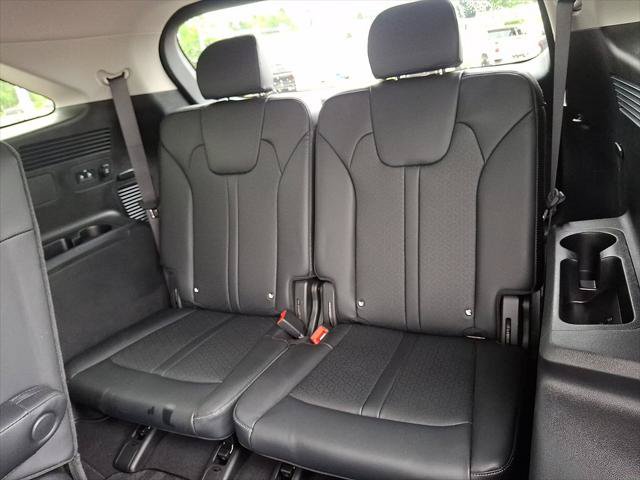 Used 2023 Kia Sorento EX AWD/4WD image 11