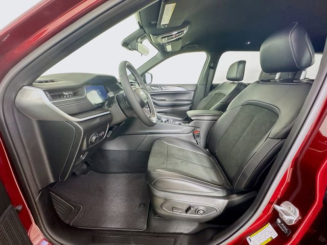 New 2025 Jeep Grand Cherokee L Laredo image 23