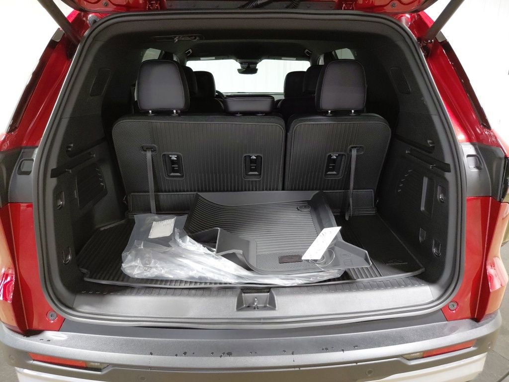 New 2026 Chevrolet Traverse LT w/ Driver Confidence Package image 8