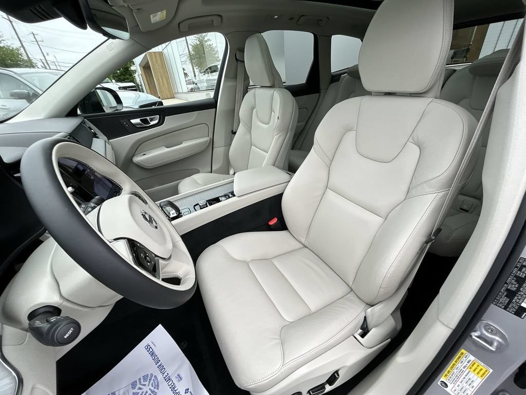Certified 2024 Volvo XC60 T8 Plus w/ Climate Package AWD/4WD image 15