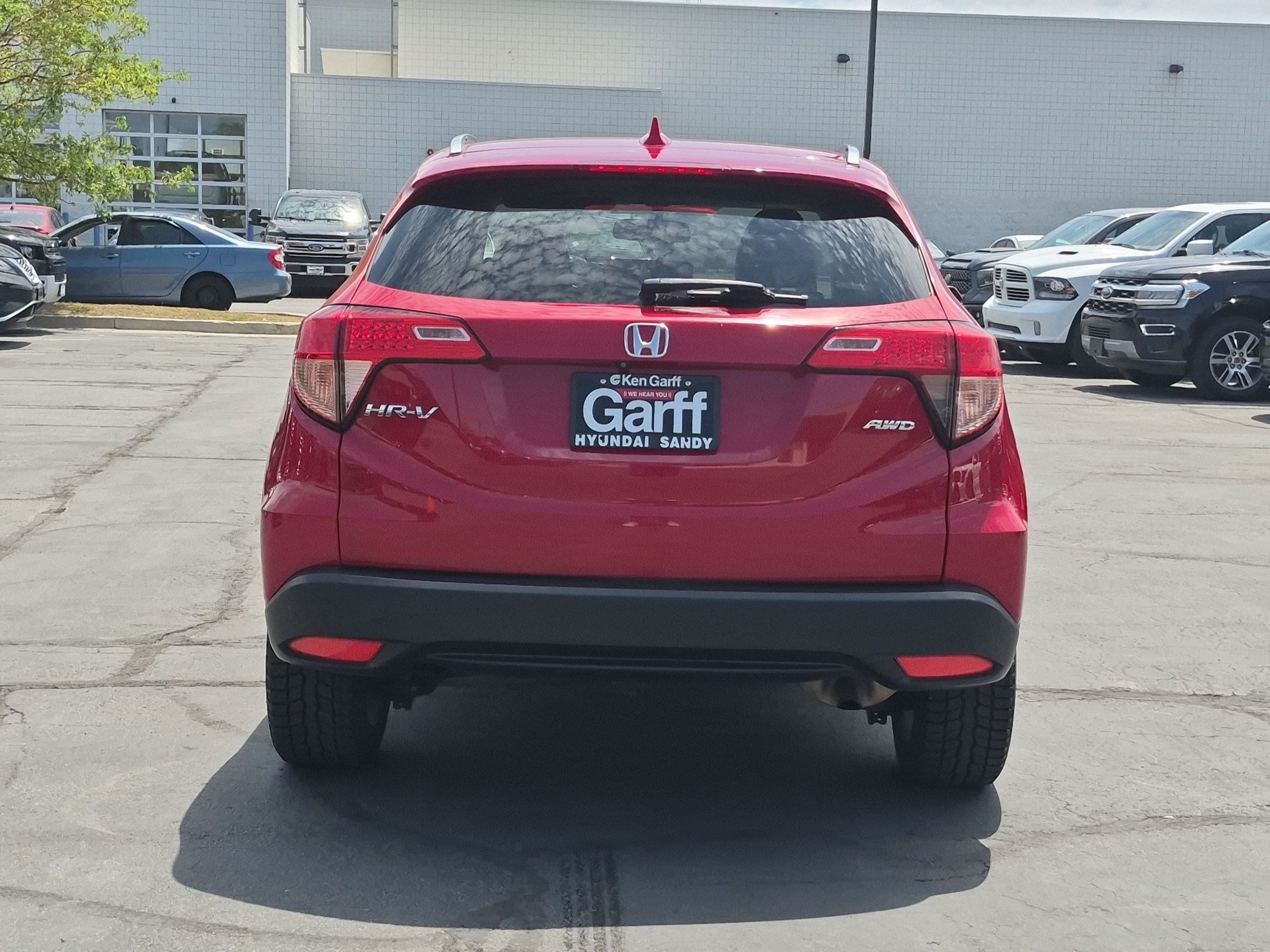Used 2017 Honda HR-V EX-L image 5