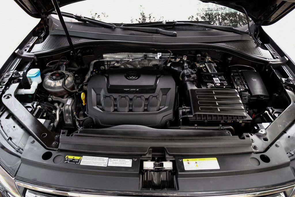 Used 2022 Volkswagen Tiguan SE image 7