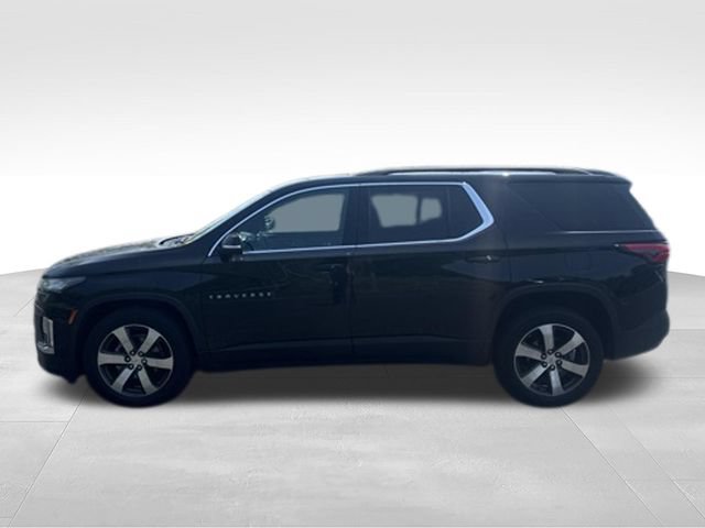 Used 2022 Chevrolet Traverse LT w/ LT Premium Package AWD/4WD image 5