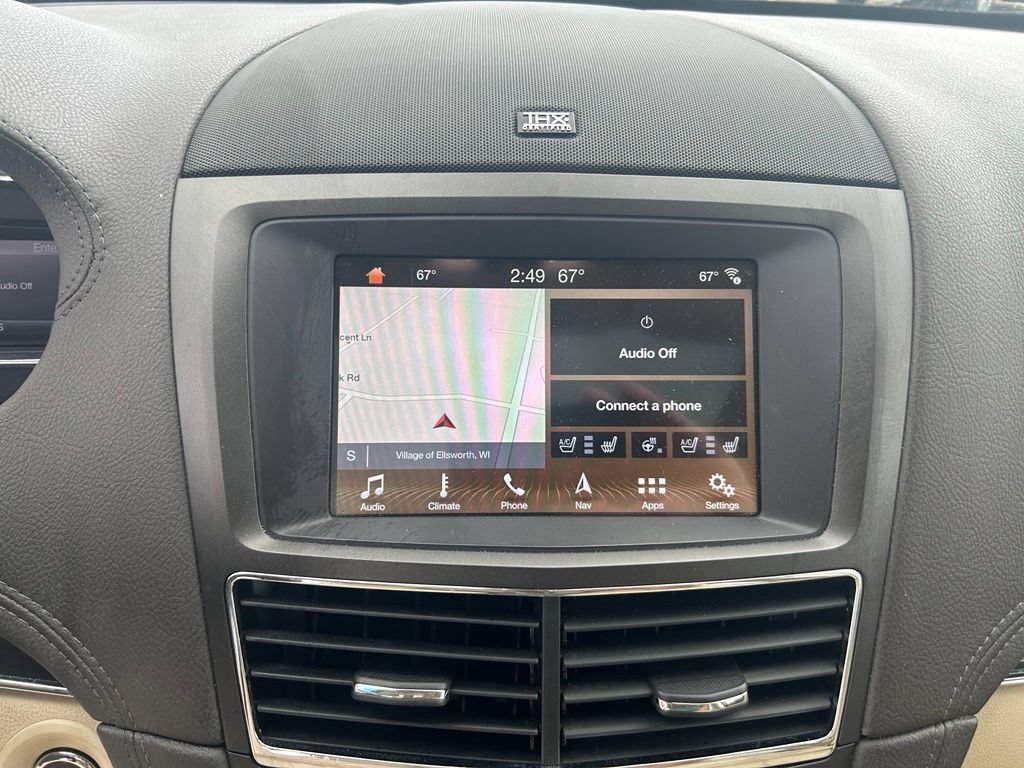 Used 2019 Lincoln MKT AWD image 16