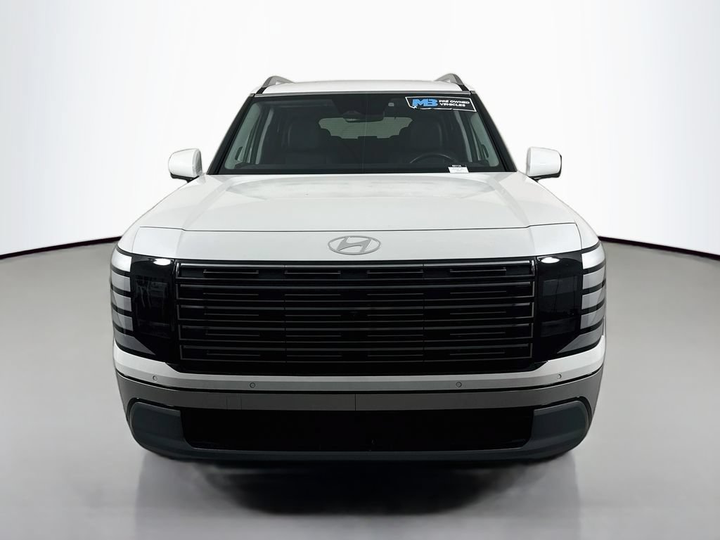 Certified 2026 Hyundai Palisade Limited FWD image 2