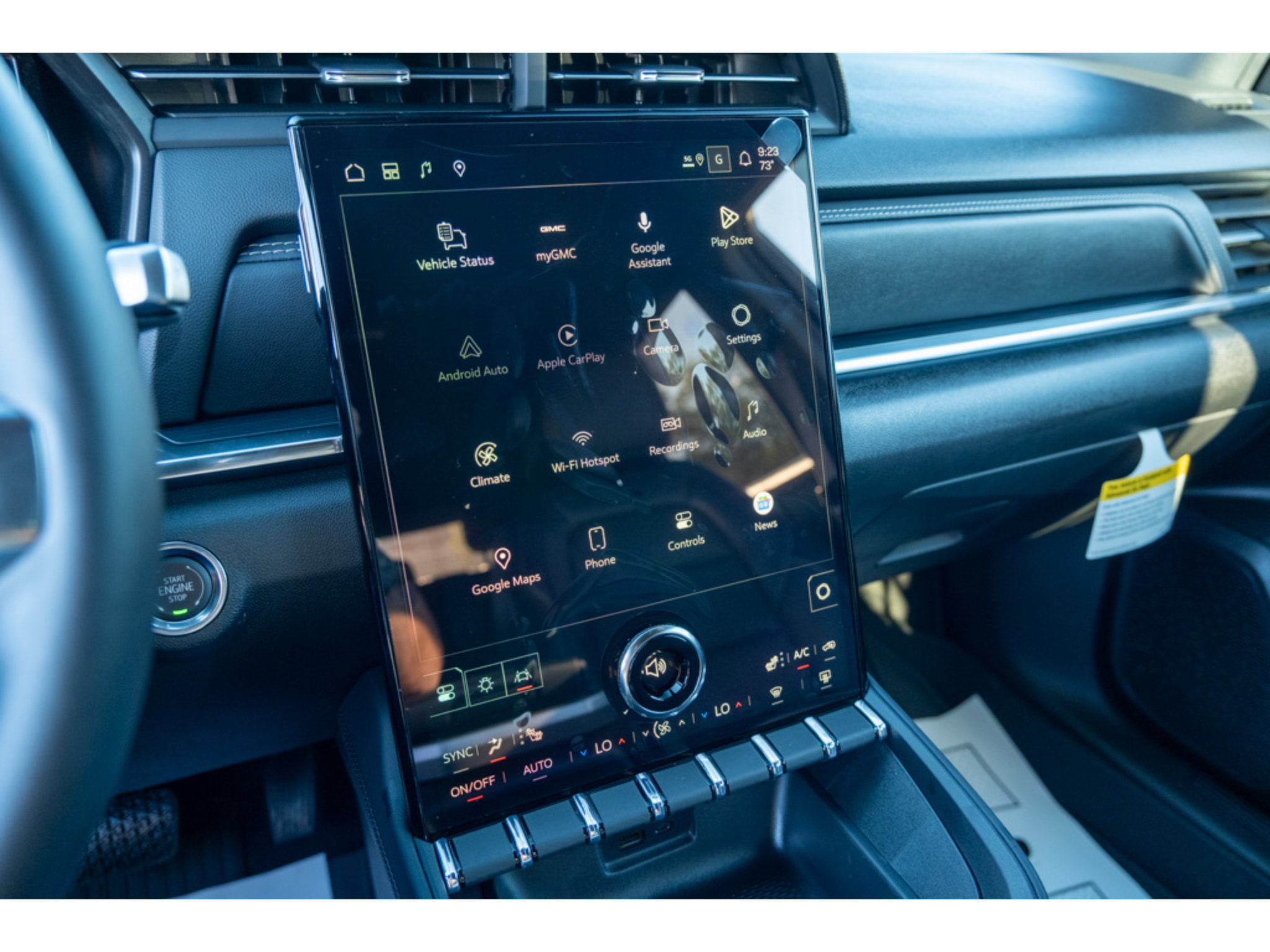New 2027 GMC Terrain Elevation w/ Elevation Premium Package FWD image 23