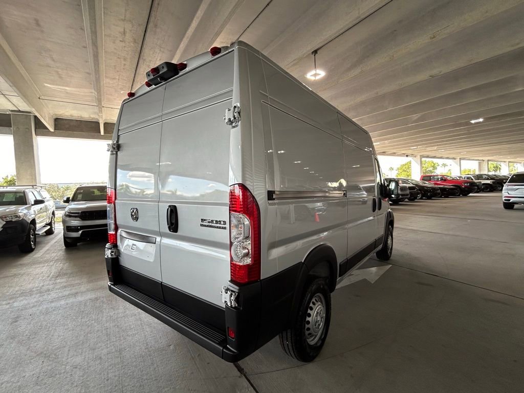 Used 2025 RAM ProMaster 1500 FWD image 4