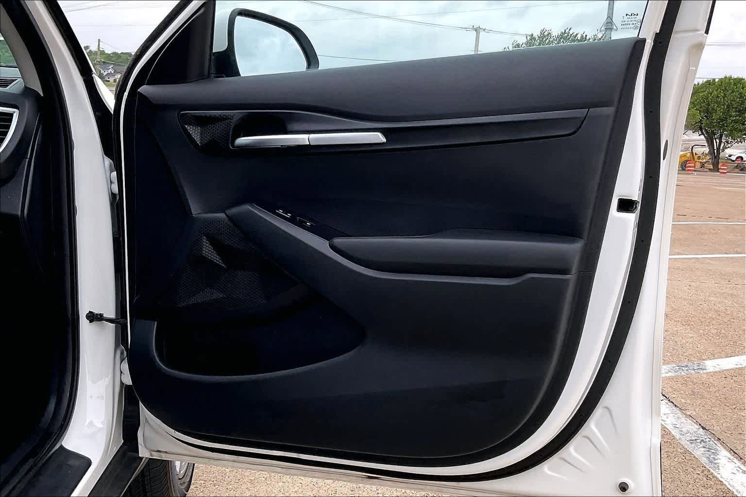 Certified 2024 Kia Seltos LX image 28