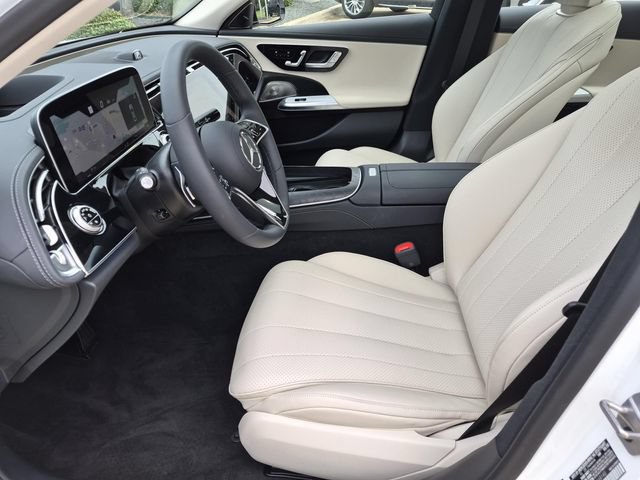 Used 2025 Mercedes-Benz E 350 Sedan image 14