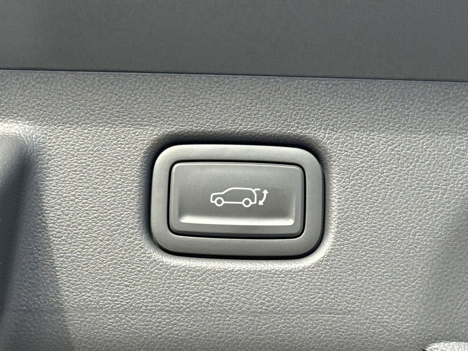 New 2026 Hyundai Kona Limited image 9