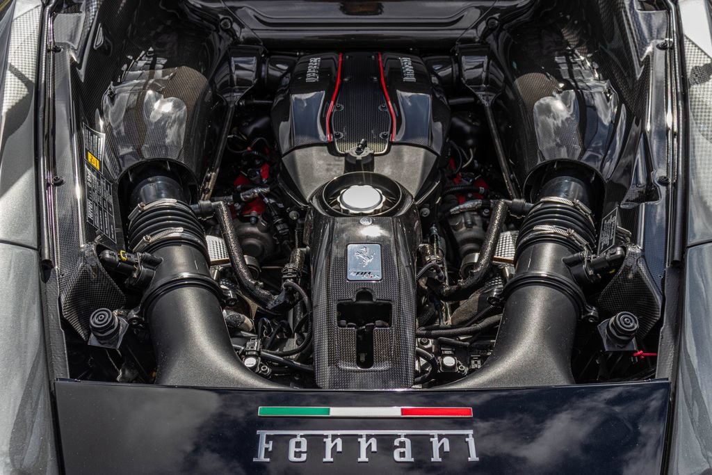 Certified 2019 Ferrari 488 Pista Coupe RWD image 58
