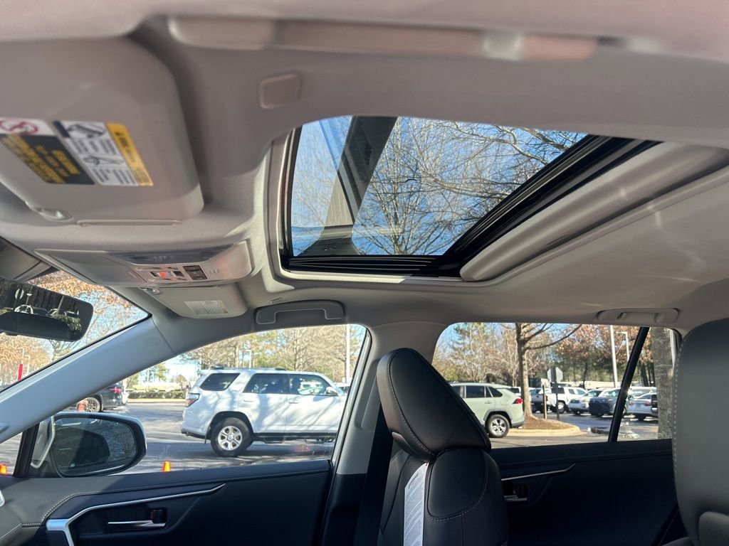 New 2025 Toyota RAV4 Limited image 41